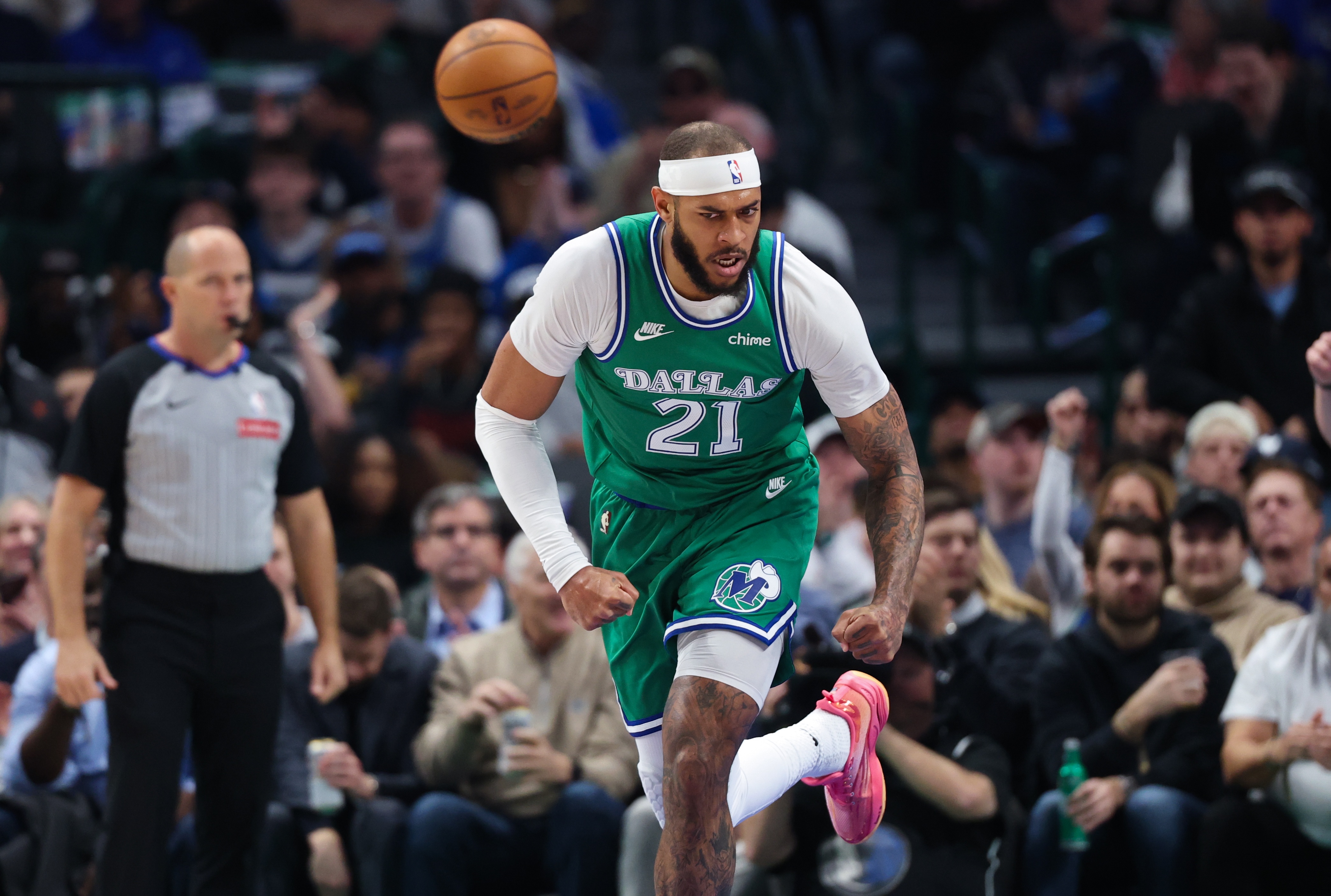 开云-明天独行侠客战骑士 加福德&amp;克莱小概率出战 华盛顿存疑